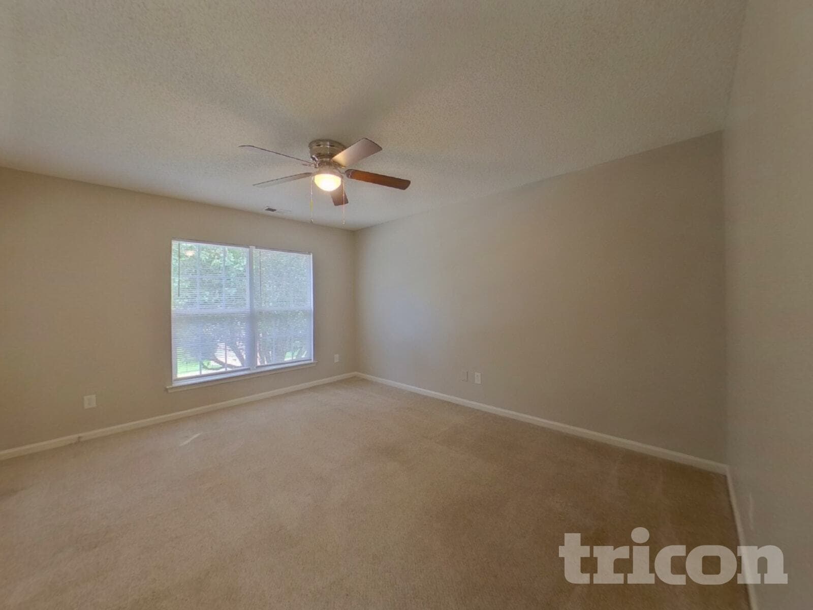 Building Photo - 5203 Holbert Cir