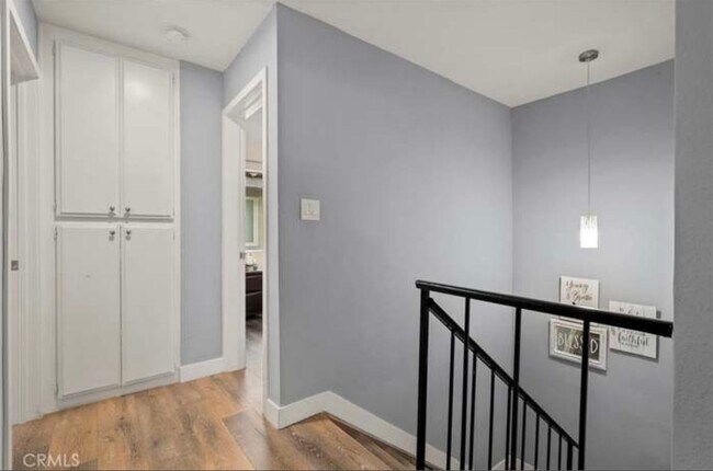 Building Photo - Charming 3BR Townhome in Gardena