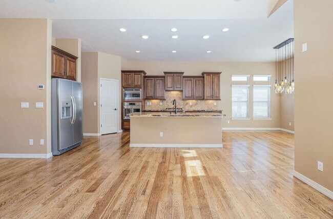 Building Photo - Stunning 3-Bed, 3-Bath Retreat with dedica...