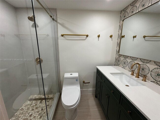 Building Photo - 8600 SW 109th Ave