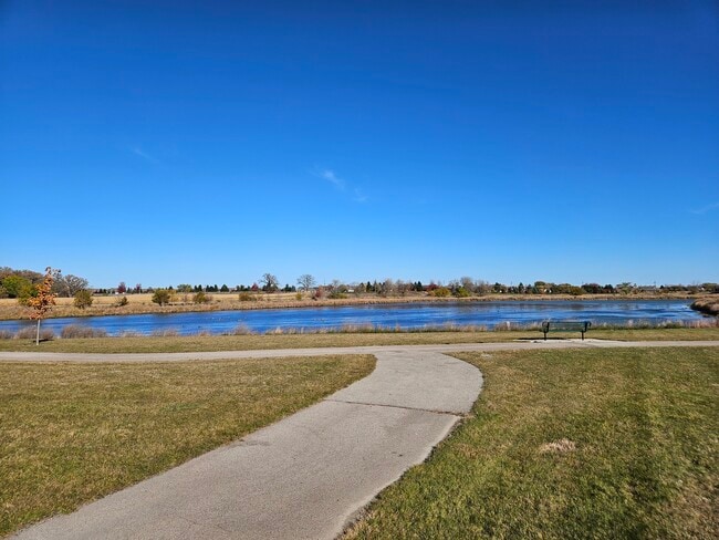 Building Photo - 1735 Bayberry Ln