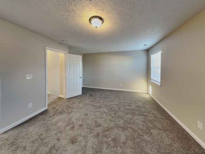 Building Photo - 1034 Halifax Ln