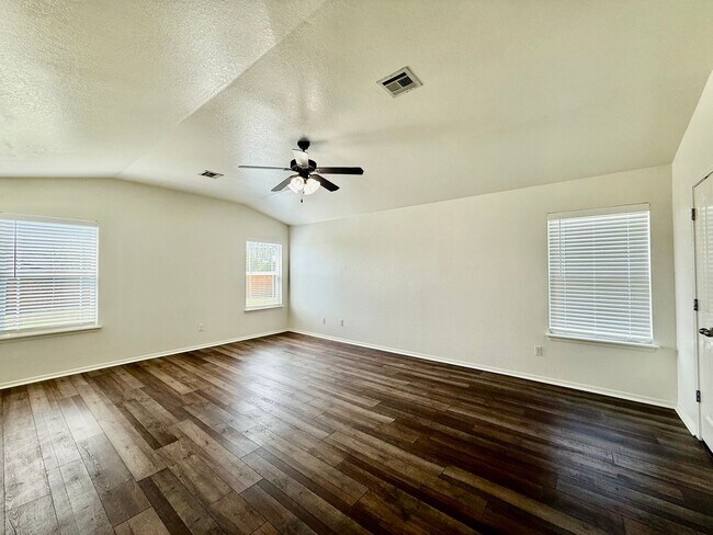 Building Photo - Owasso Schools/ 3bd 2Ba Huge Yard /Cul-de-Sac