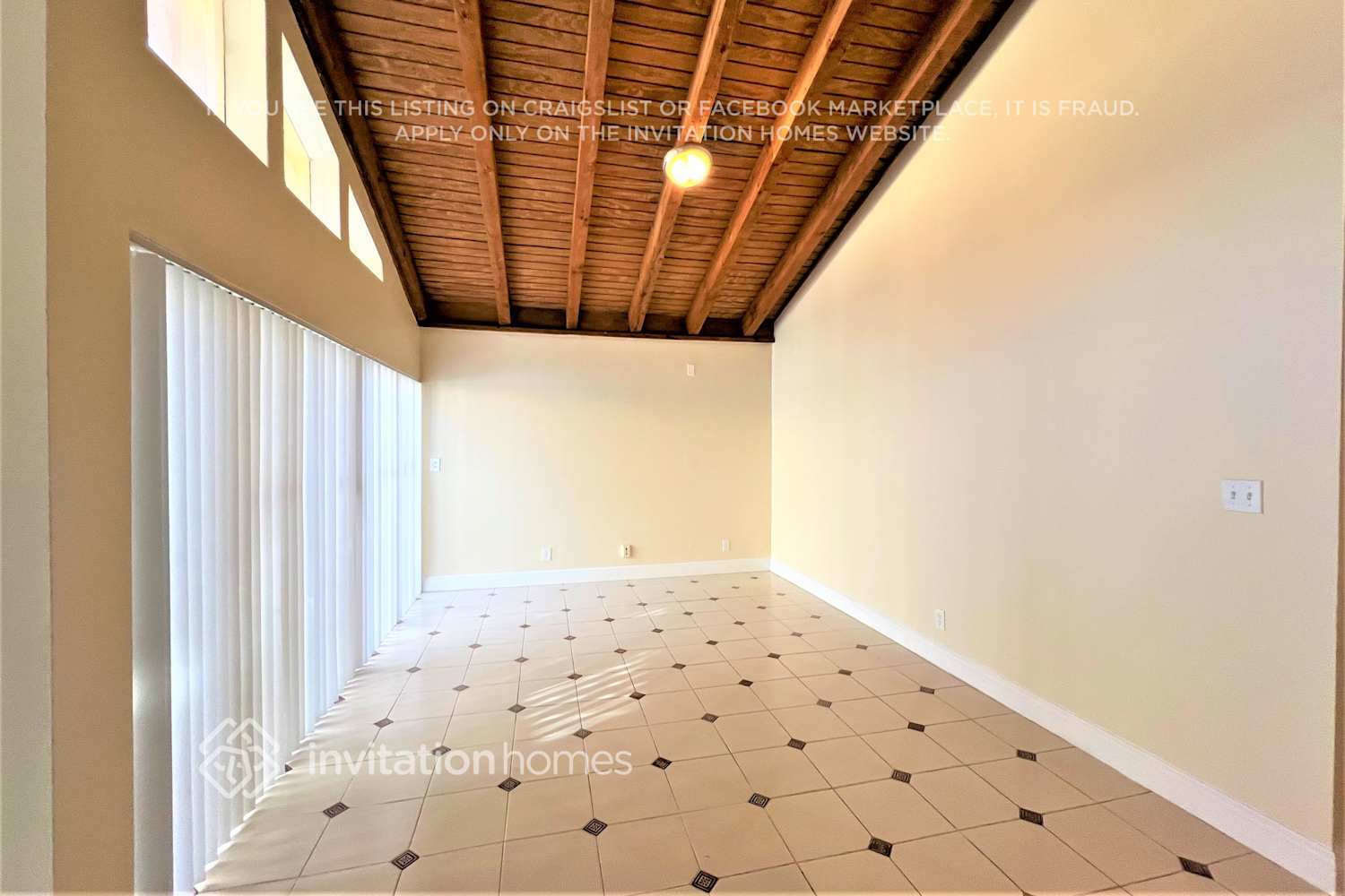Building Photo - 9841 NW 31st Pl