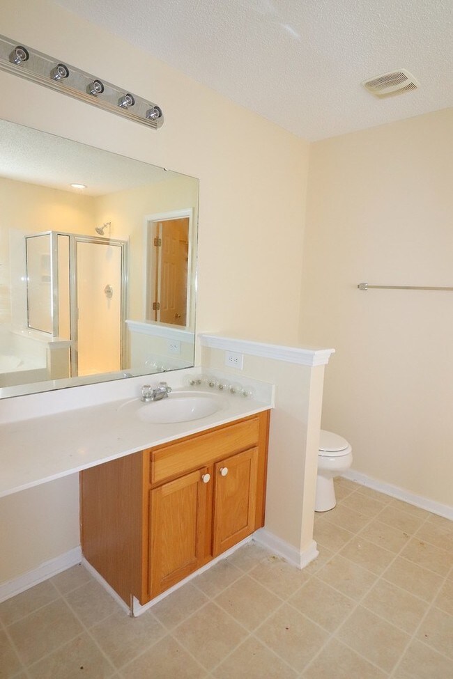 Building Photo - Weatherstone