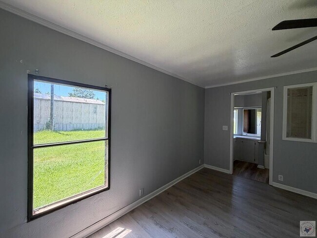 Building Photo - 107 George Thomas Rd