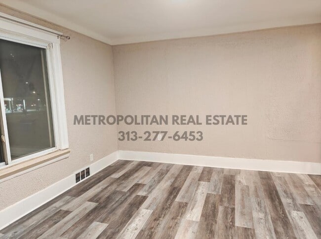 Building Photo - 4476 Monroe St