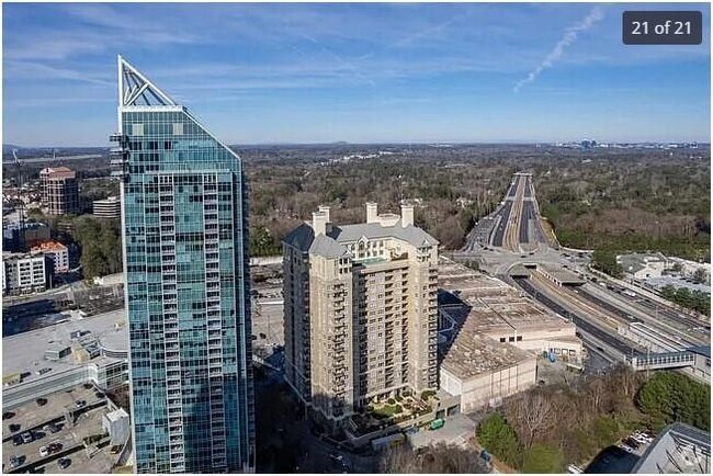 Building Photo - 3334 Peachtree St NE