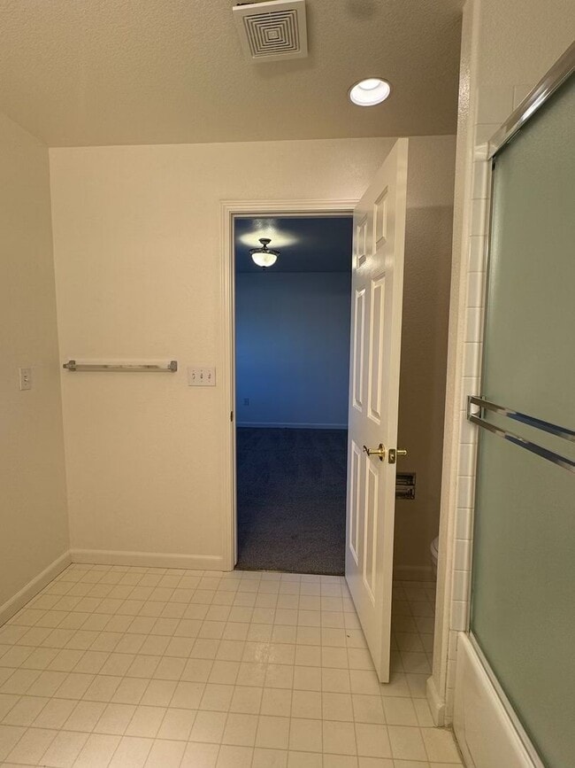 Building Photo - Townhouse in Carson for rent $2300 a month, 3 Bedroom, 2.5 baths, water/sewer paid by owner