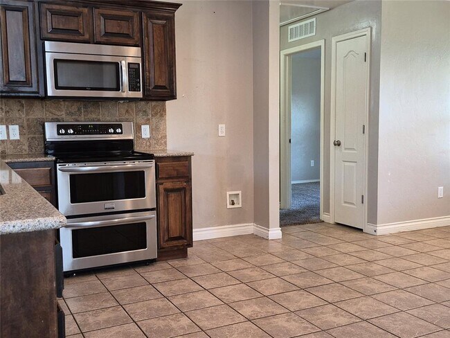 Building Photo - 1713 NW 144th Terrace