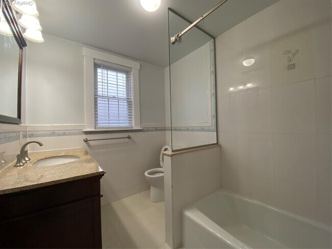 Building Photo - 27 Grand Blvd