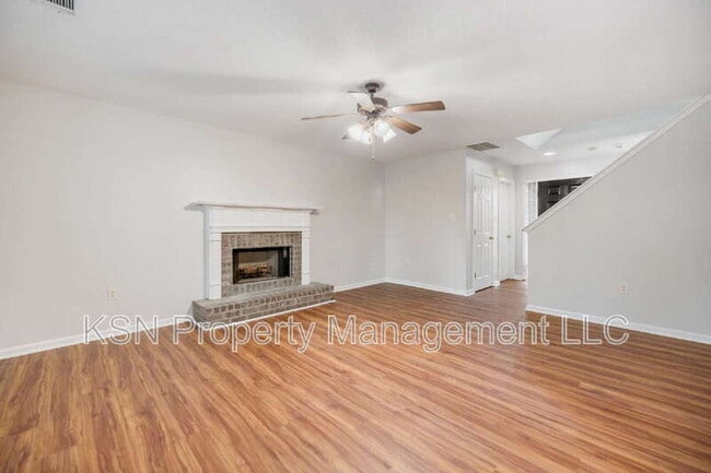 Building Photo - 123 Salt Landing Cir