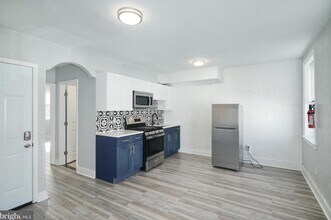 Building Photo - 3858 Haverford Ave