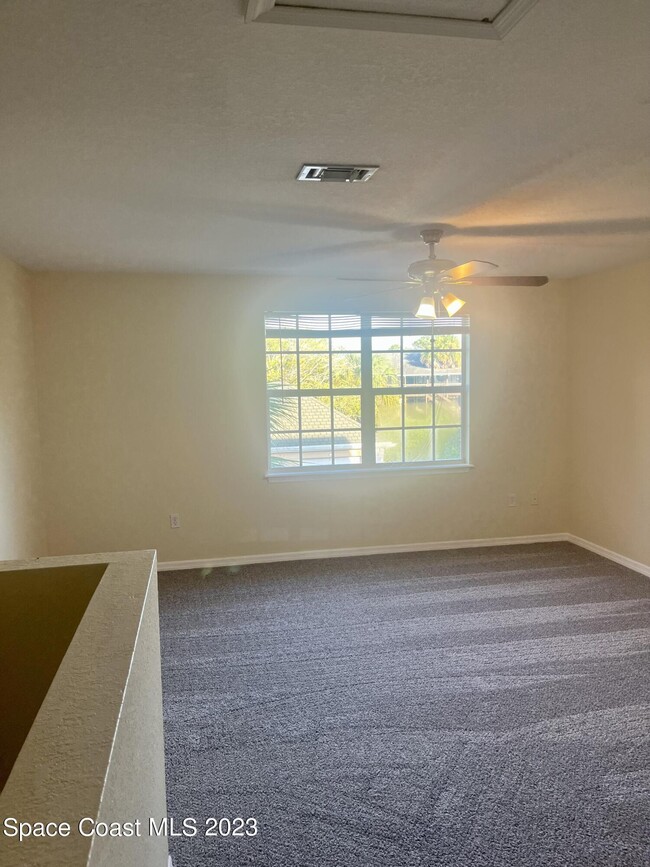 Building Photo - 110 Turpial Way