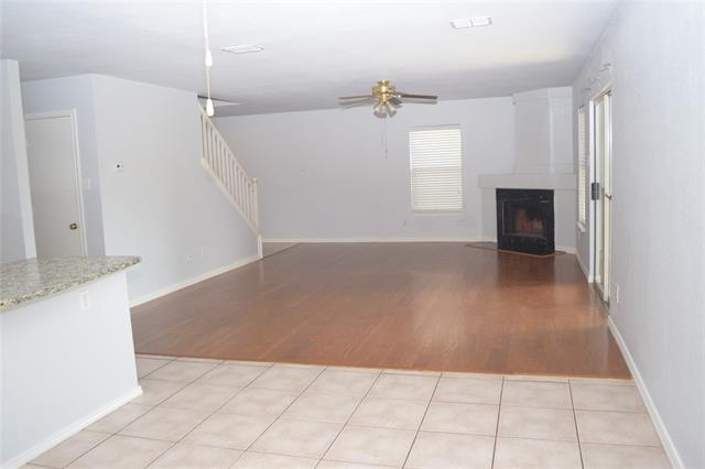 Building Photo - 2120 Glenhaven Dr