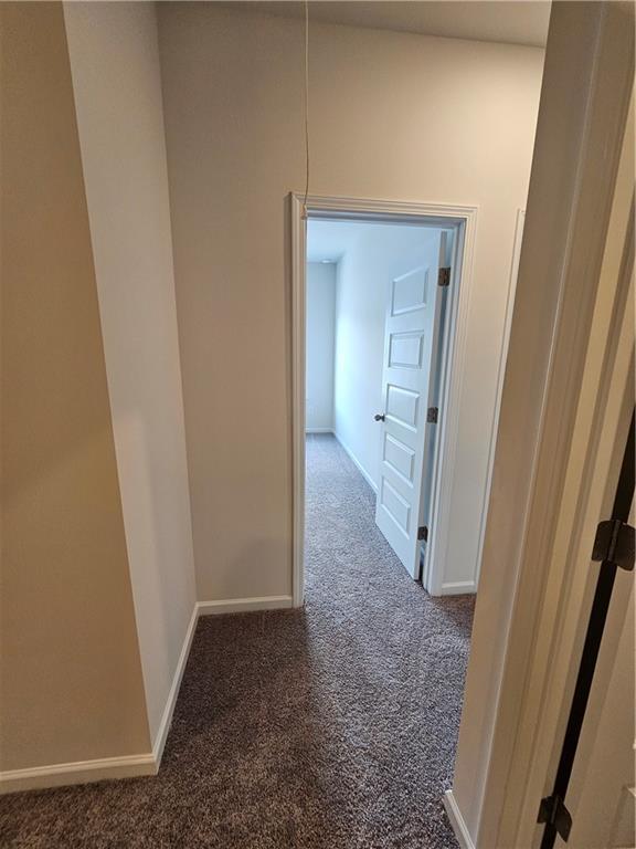 Building Photo - 2460 Ravencliff Dr