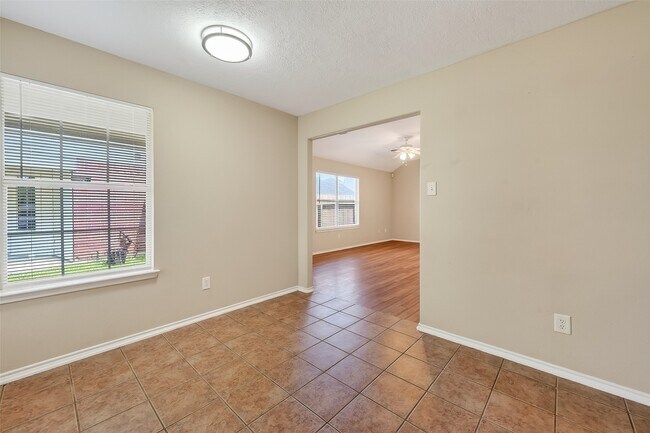 Building Photo - 17026 Cypresswood Glen Tr