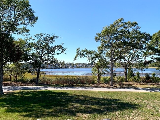 Building Photo - 15 Avenue A St