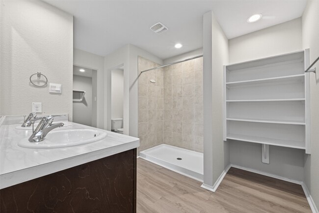 Building Photo - 21254 Ivy Wds Ct