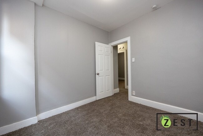 Building Photo - 3783 Tyler St