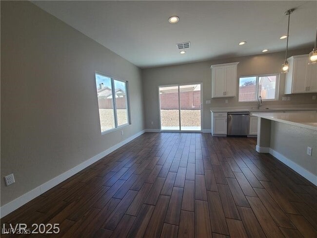 Building Photo - 1931 Rose Ct