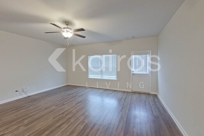 Building Photo - 3494 Bridgewood Dr