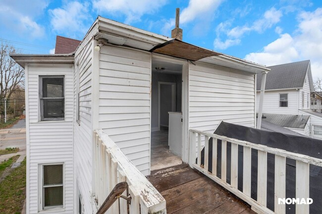 Primary Photo - Charming 1BR Duplex in Salem