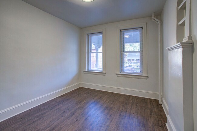 Building Photo - 649 St Joseph St