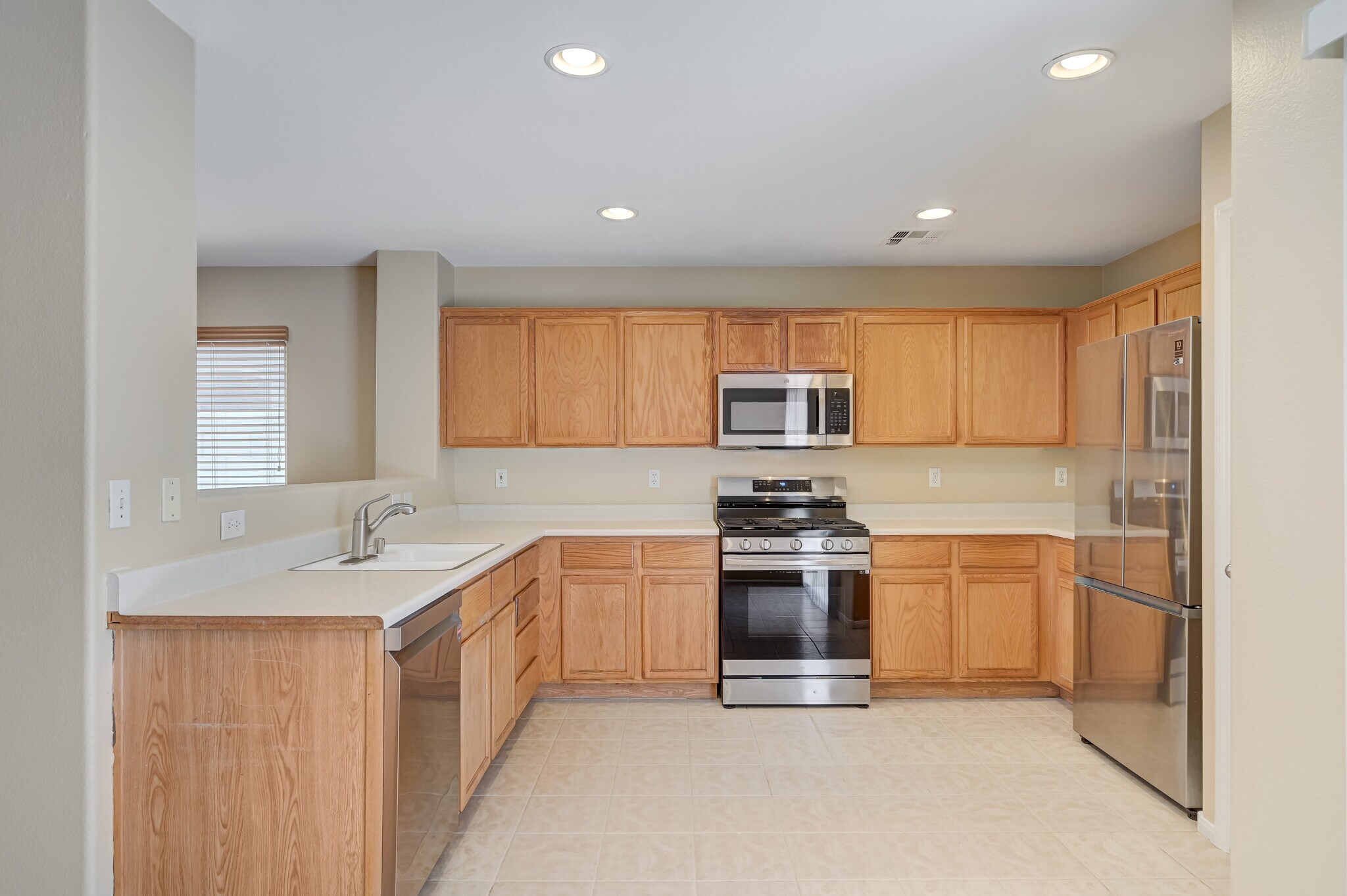 Building Photo - 10294 Keystone Pastures St