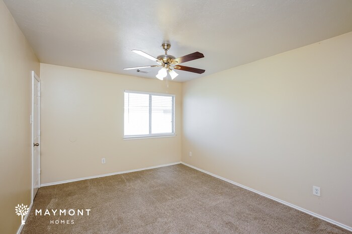 Building Photo - 9215 Kransbury Ln