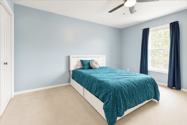 Building Photo - 420 Innsbrook Dr