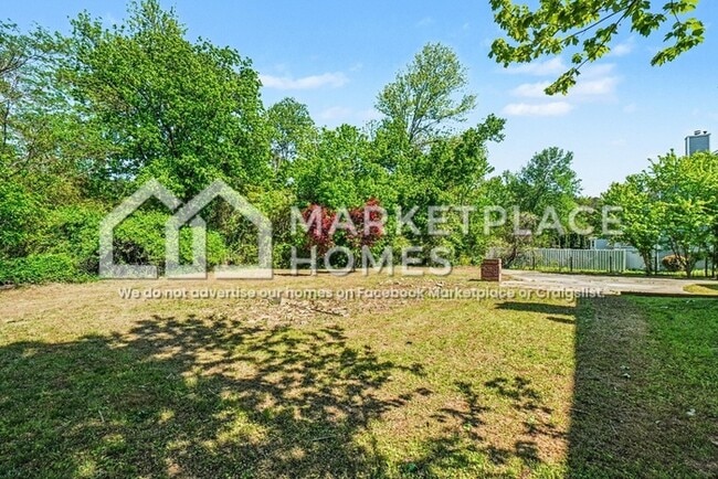 Building Photo - 190 Willow Glenn Dr