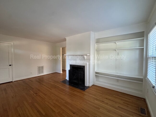 Building Photo - 3018 Medlin Dr