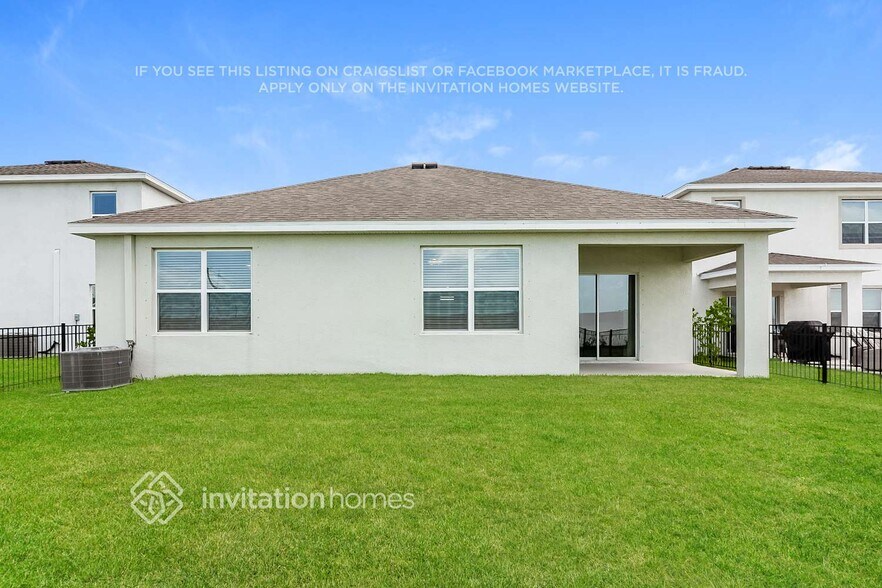 Building Photo - 18327 Wheathouse Pl