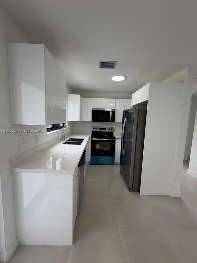 Building Photo - 8034 NW 14th Pl