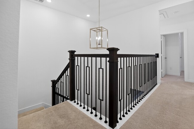 Building Photo - 16607 Lake Austin St