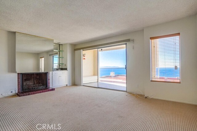 Building Photo - 3200 La Rotonda Dr