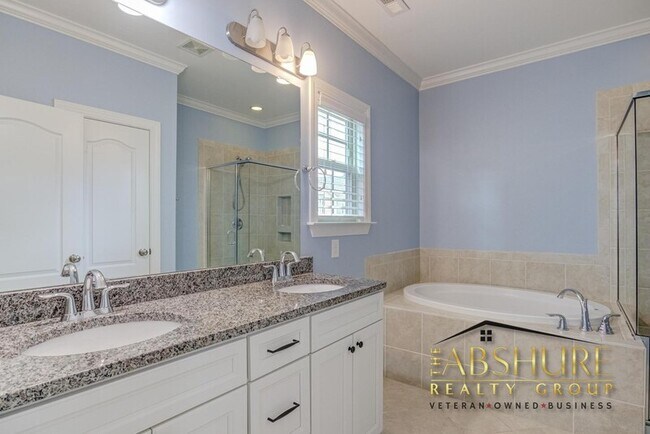 Building Photo - 112 Cahors Trail