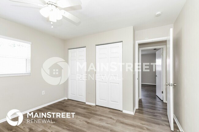Building Photo - 120 Miller Dr