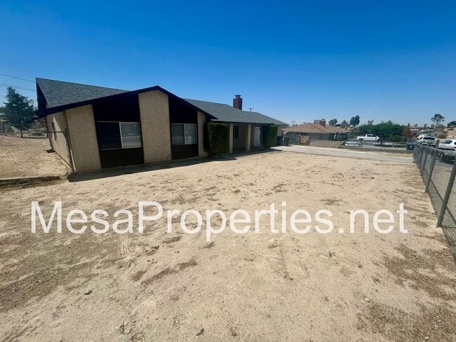 Building Photo - 15886 Placida Rd