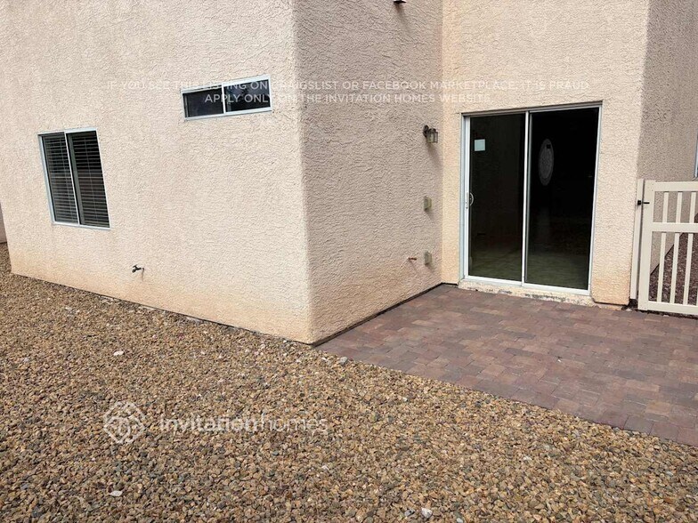 Building Photo - 9409 Illipah Creek St