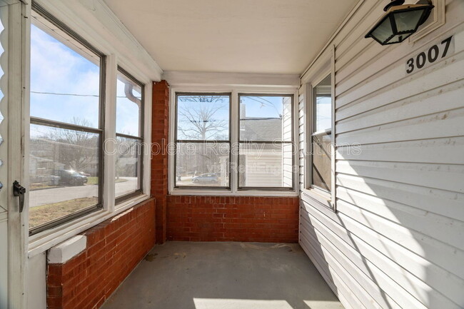 Building Photo - 3007 Hilleman Ave