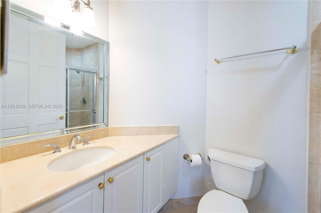 Building Photo - 626 Coral Wy