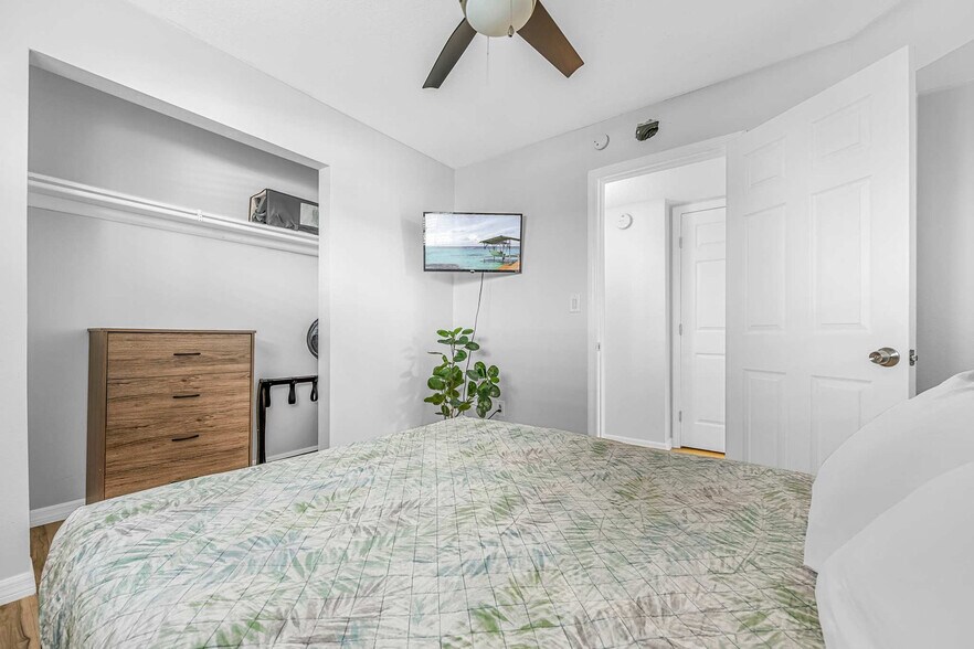 Building Photo - 3524 S Atlantic Ave