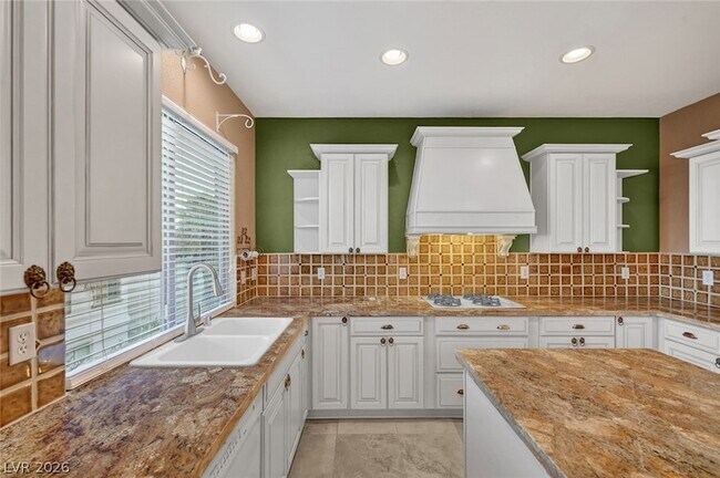 Building Photo - 11821 Luna Del Mar Ln