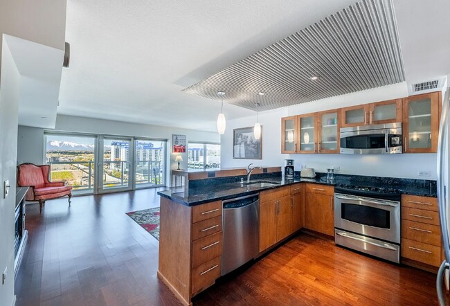 Building Photo - Cozy 2 bedroom in downtown Reno Area!