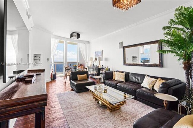 Building Photo - 18201 Collins Ave