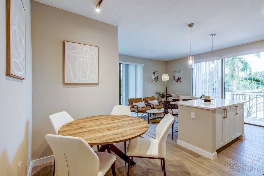 Building Photo - Mayla Pompano Residences