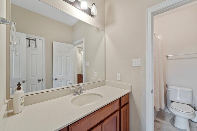 Building Photo - 5515 Mangrove Creek Ln
