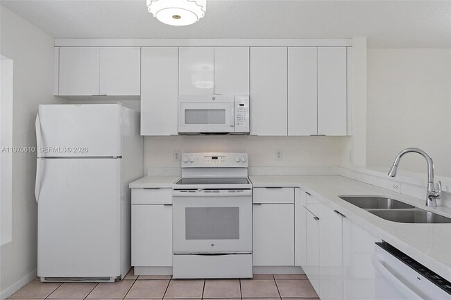 Building Photo - 706 NW 108th Terrace